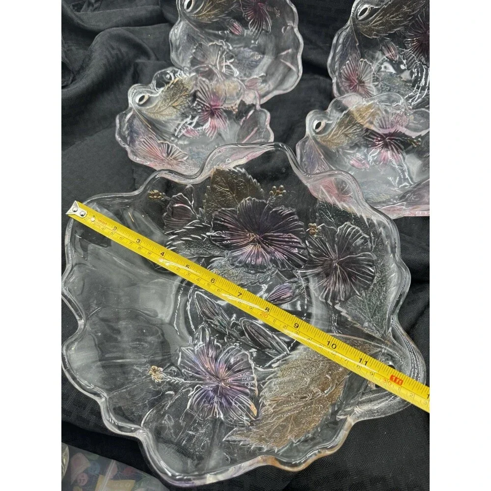 Mikasa Studio Nova Crystal Embossed Floral Pattern 8 Inch Serving Bowl & 4 Bowls
